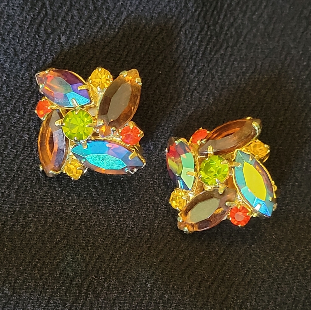 Beautiful Vintage Colorful Rhinestone Clip-On Earrings